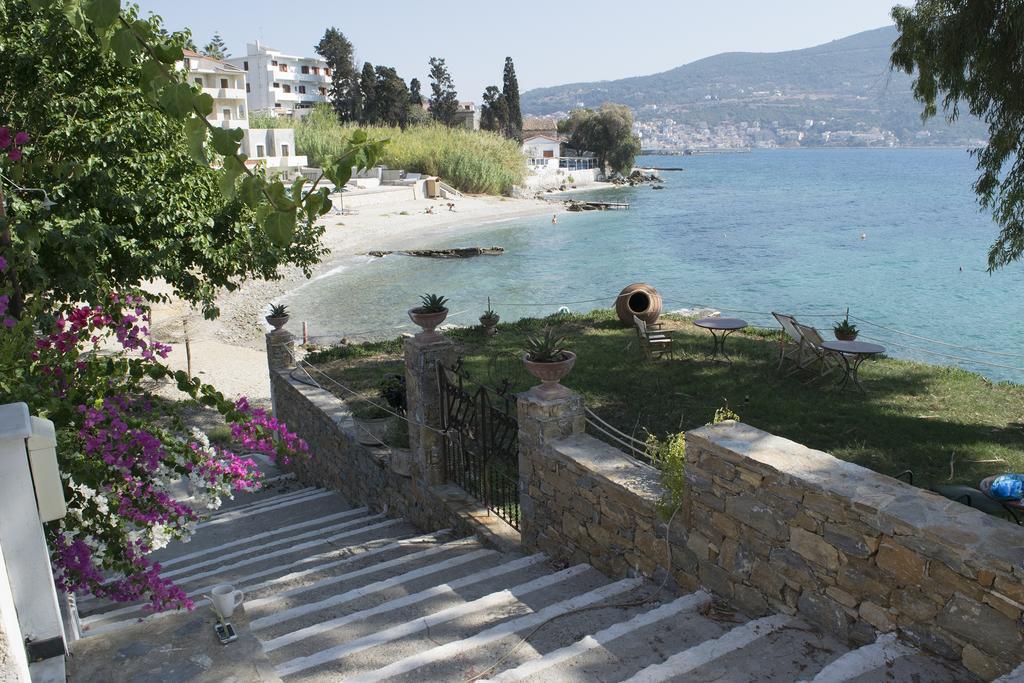Roditses Beach Sea Front Apartments Đảo Samos Ngoại thất bức ảnh